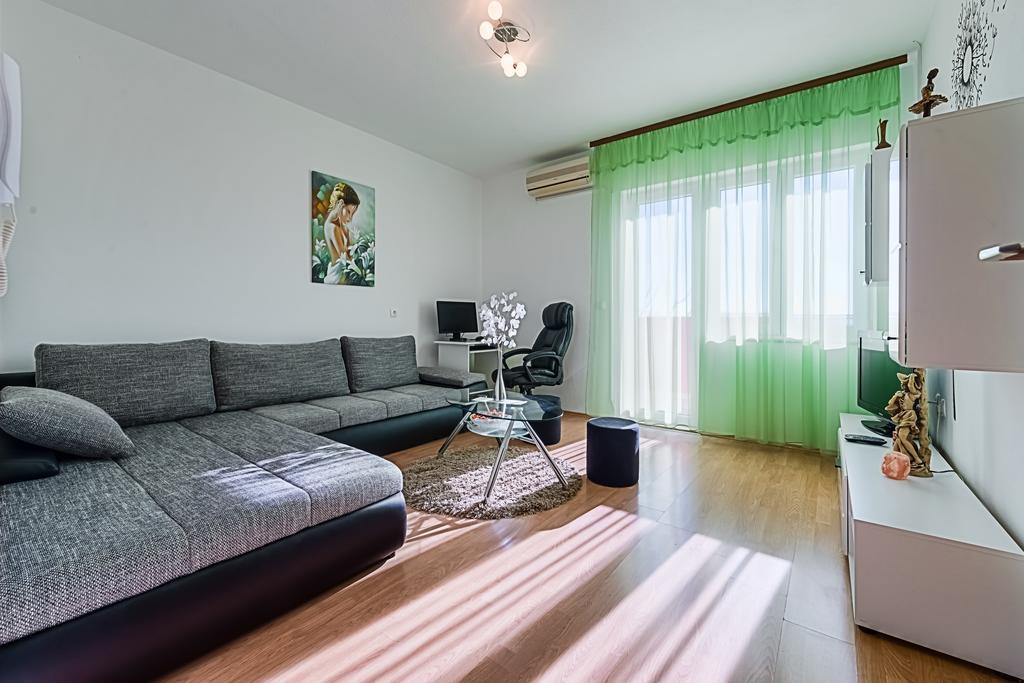 Apartment Marinely Kaštela Екстериор снимка