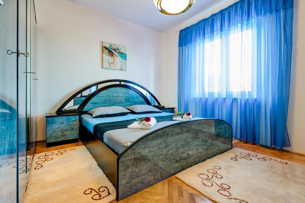 Apartment Marinely Kaštela Екстериор снимка