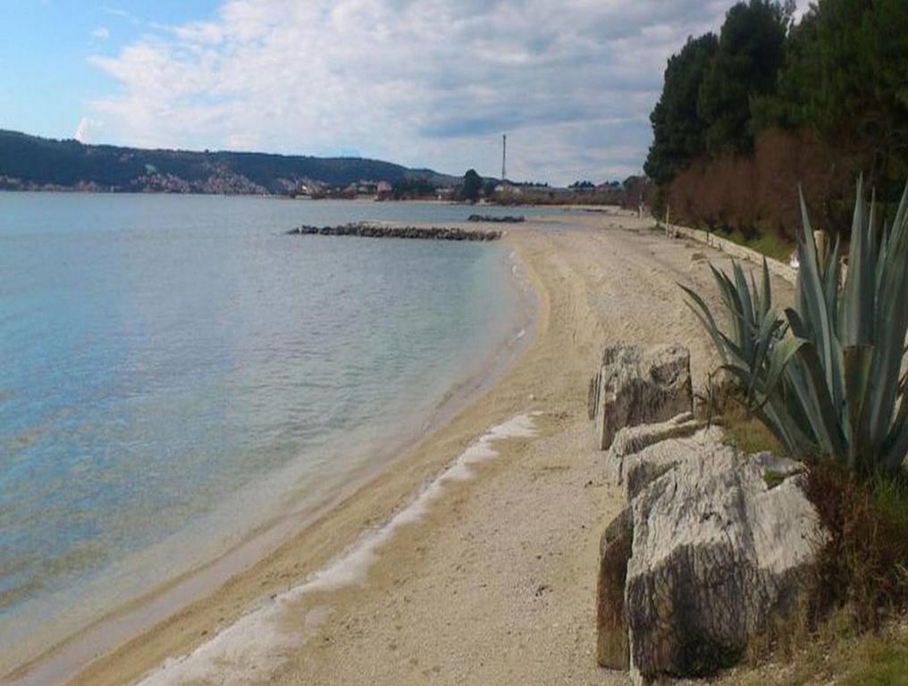 Apartment Marinely Kaštela Екстериор снимка