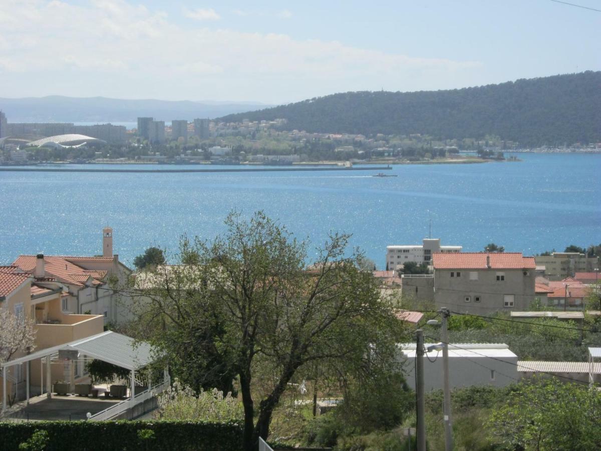 Apartment Marinely Kaštela Екстериор снимка